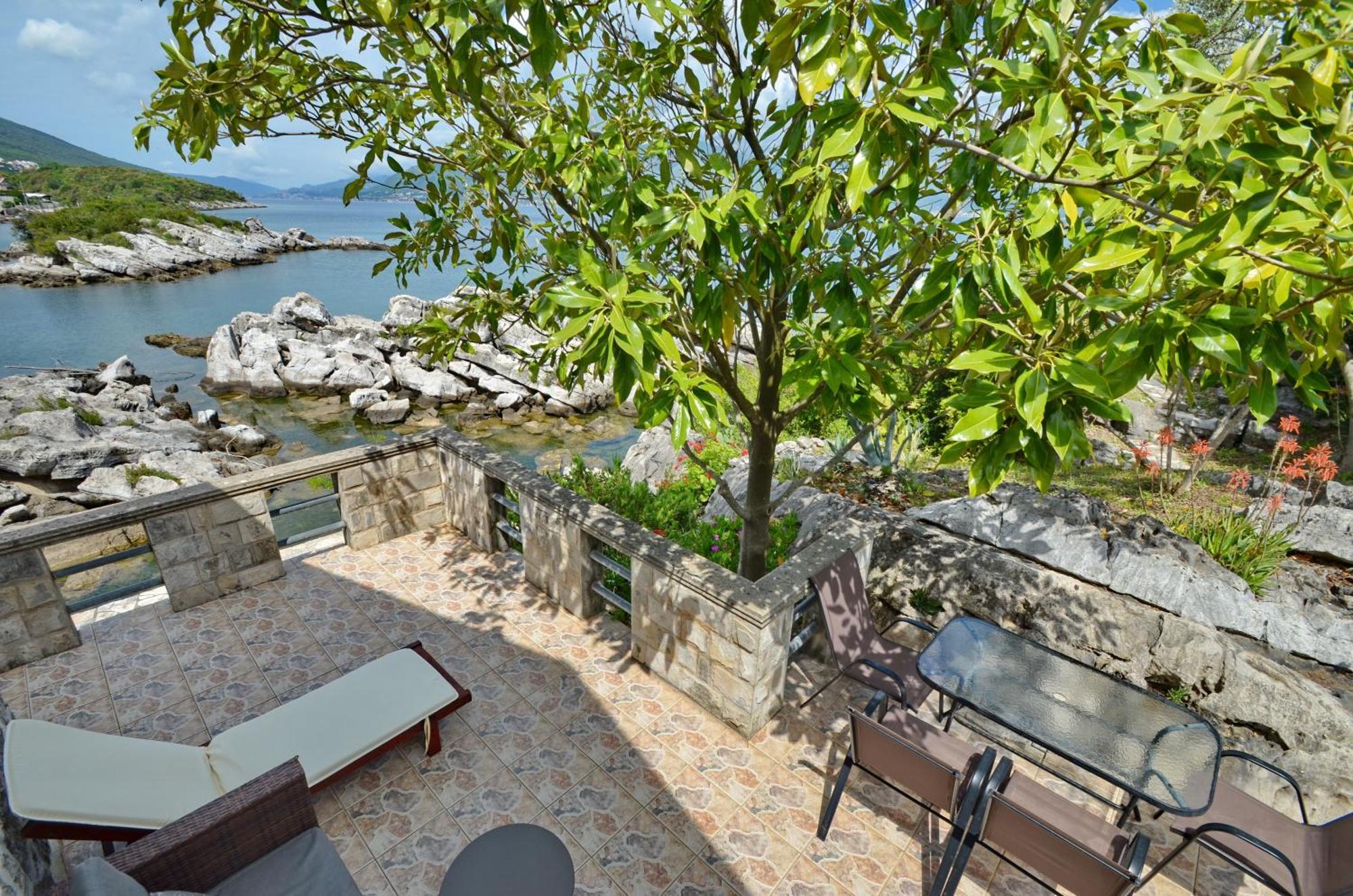 Holiday Home Brinic Tivat Exteriér fotografie