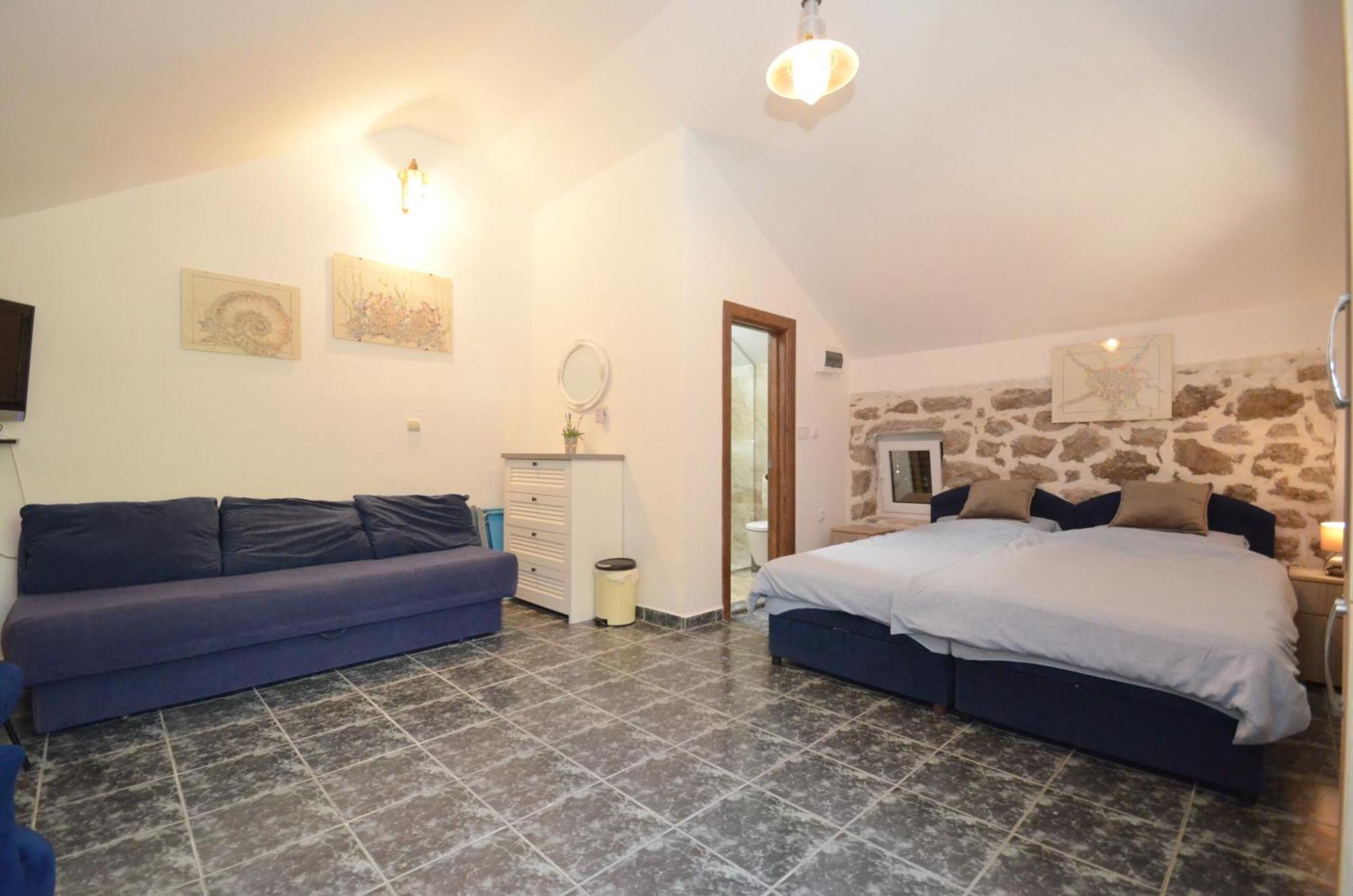 Holiday Home Brinic Tivat Exteriér fotografie